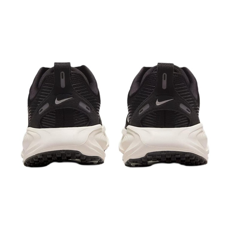 Nike Vomero 18 'Black Coconut Milk Iron Ore Summit White' Детские