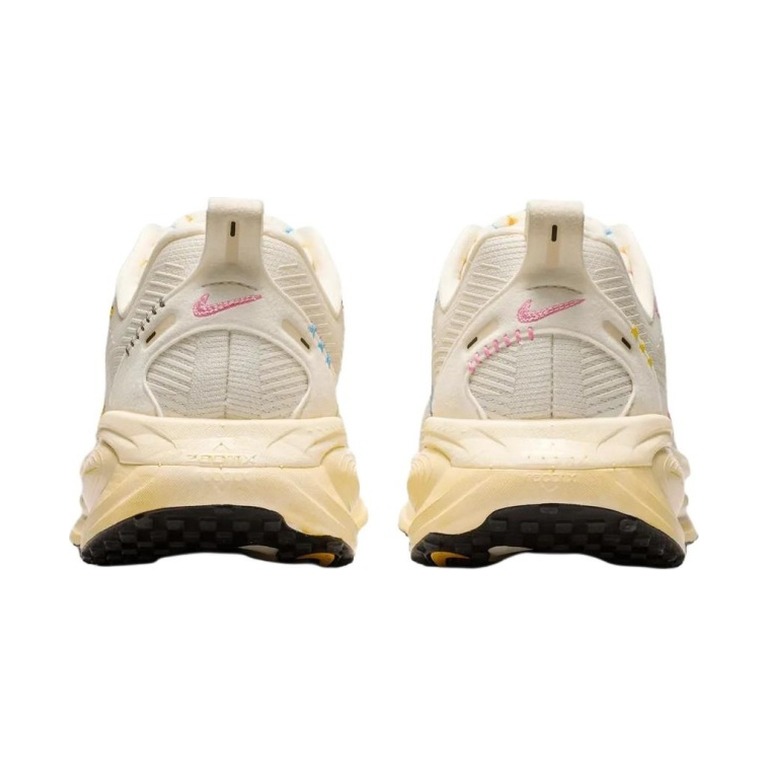 Nike Vomero 18 'Photon Dust Coconut Milk Metallic Silver' Женские