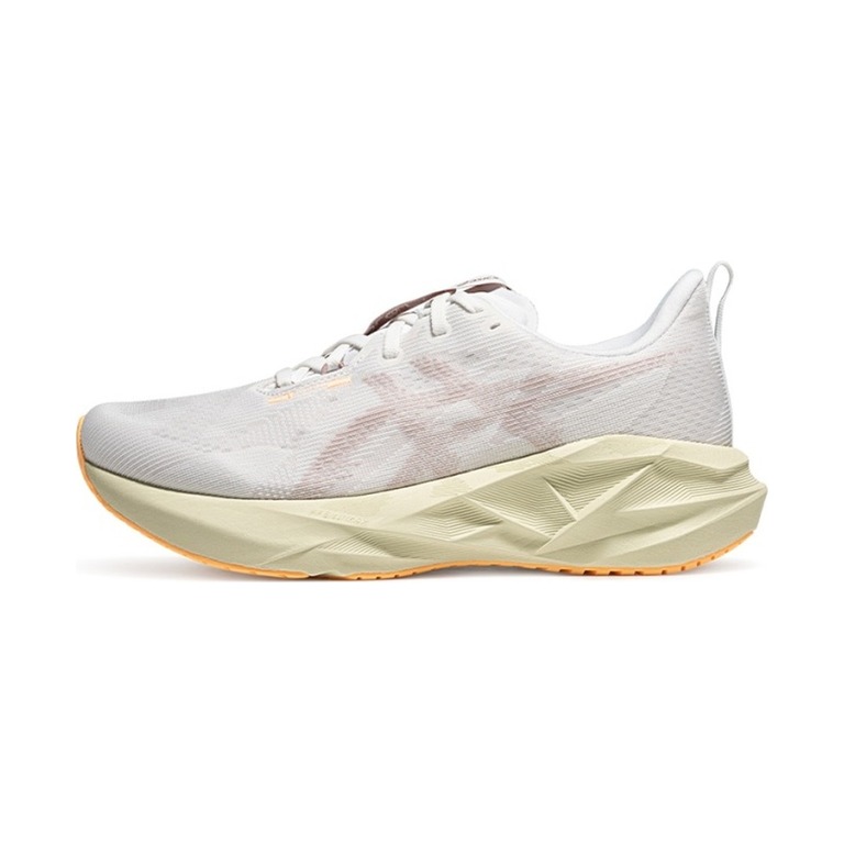 ASICS Novablast 5 'White/Fawn' Мужские