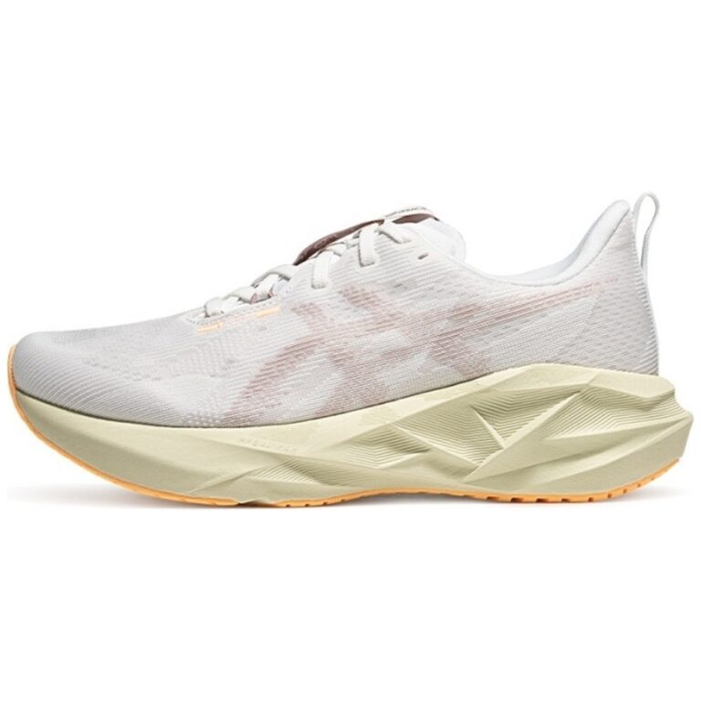 ASICS Novablast 5 'White/Fawn' Мужские