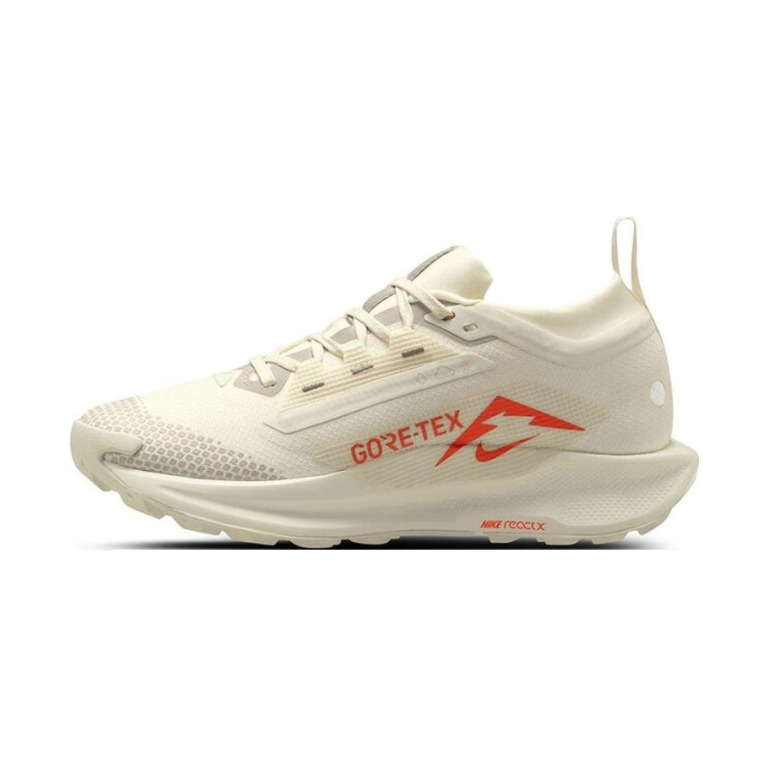Nike Pegasus Trail 5 GTX 'Sail Picante Red Light Orewood Brown' Женские