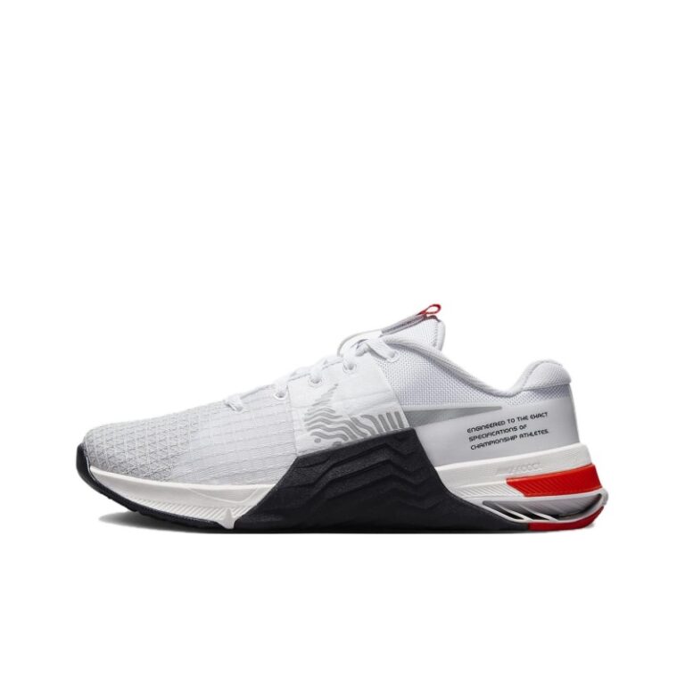 Nike Metcon 8 'White / Summit White / Gum Light Brown / Black' Женские