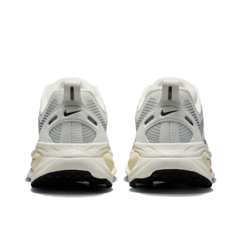 Nike Vomero 18 'Summit White Coconut Milk Coconut Milk Black' Женские