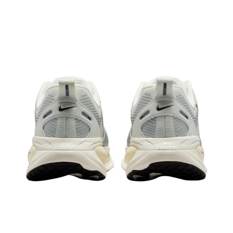 Nike Vomero 18 'Summit White Coconut Milk Sail Black' Женские