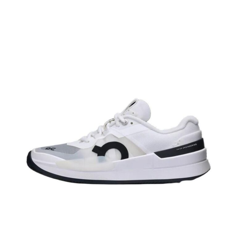 On THE ROGER Pro 2 Clay 'White Black' Женские