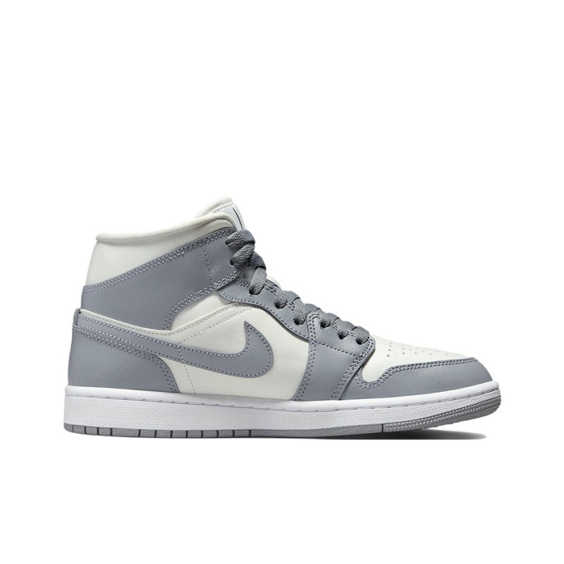 Air Jordan 1 Mid 'White Black University Blue' Женские