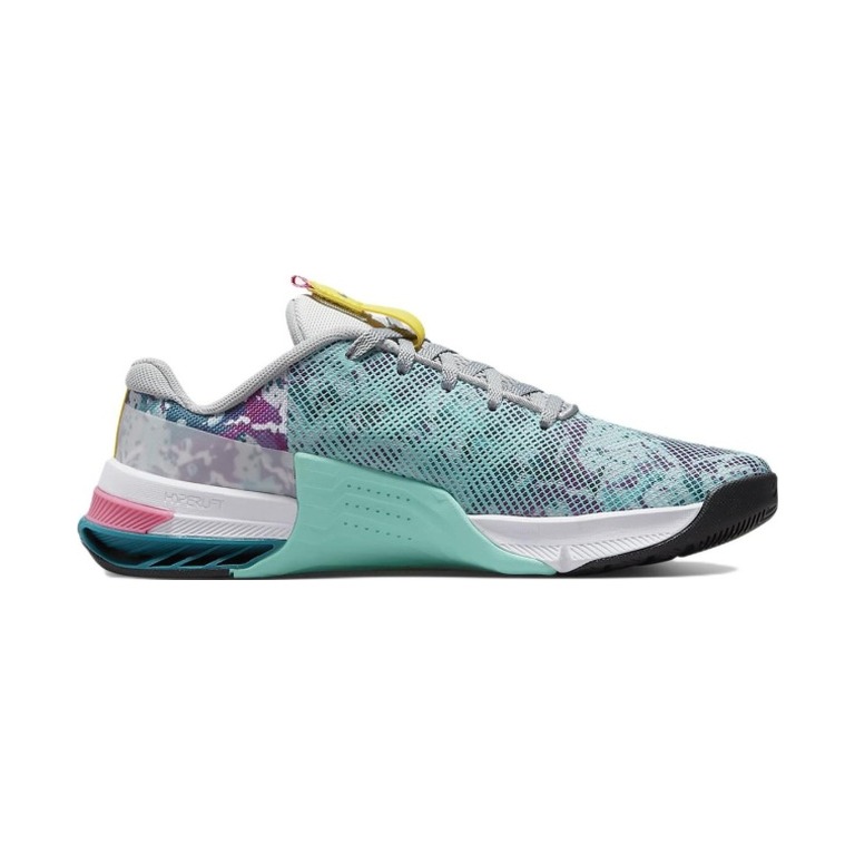 Nike Metcon 8 'Photon Dust / Light Smoke Grey / Bright Spruce / Dynamic Turquoise' Женские