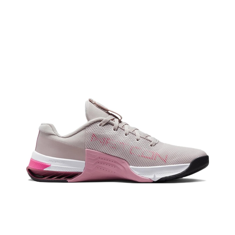 Nike Metcon 8 'Emerald Rise Hydrangeas White Yellow Pulse' Женские