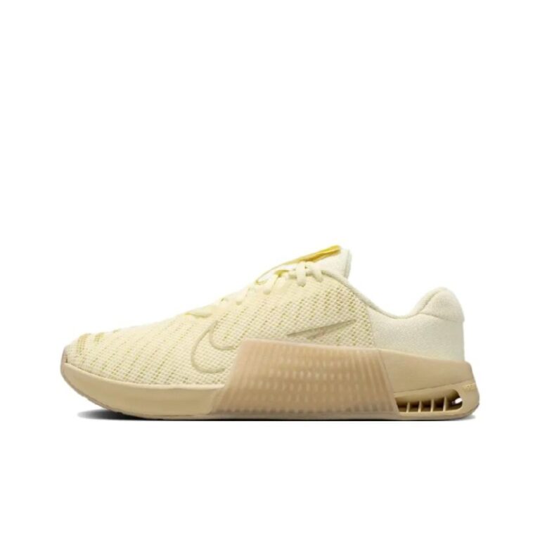 Nike Metcon 9 'Alabaster/Desert Khaki' Женские