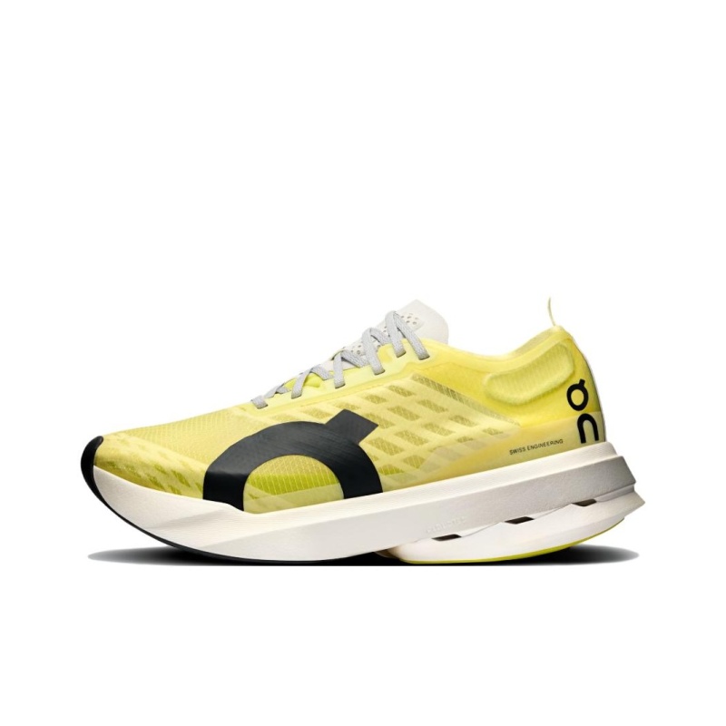 On Cloudboom Strike 'Limelight Wolf' Женские