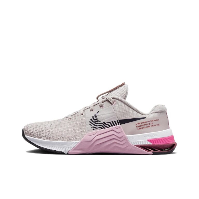 Nike Metcon 8 'Emerald Rise Hydrangeas White Yellow Pulse' Женские