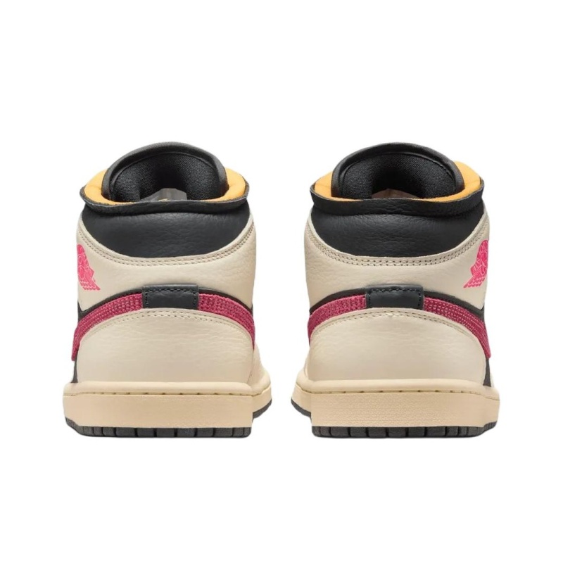 Air Jordan 1 Mid 'Pale Ivory Black Muslin Racer Pink' Женские