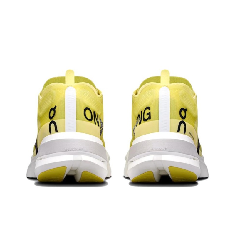 On Cloudboom Strike 'Limelight Wolf' Женские