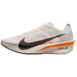 Sail / Total Orange / White / Black