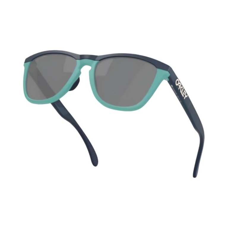 Oakley Frogskins 'Matte Carbon Navy Prizm Black'
