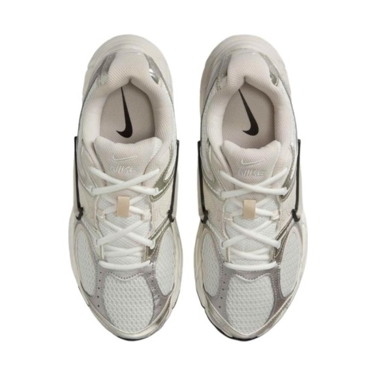 Nike V5 RNR 'Summit White Sail Black Light Orewood Brown' Женские