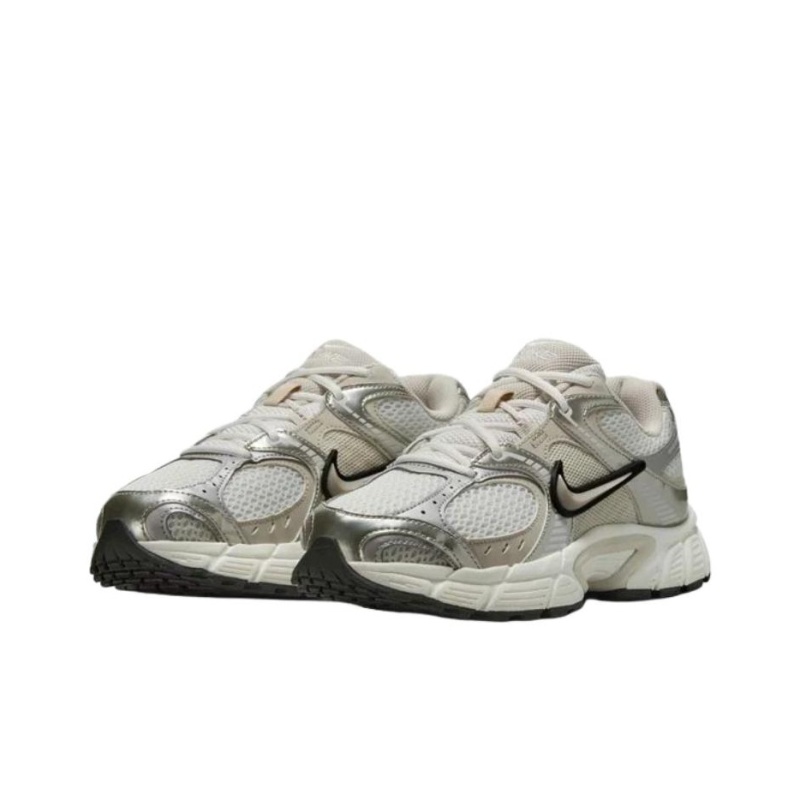 Nike V5 RNR 'Summit White Sail Black Light Orewood Brown' Женские