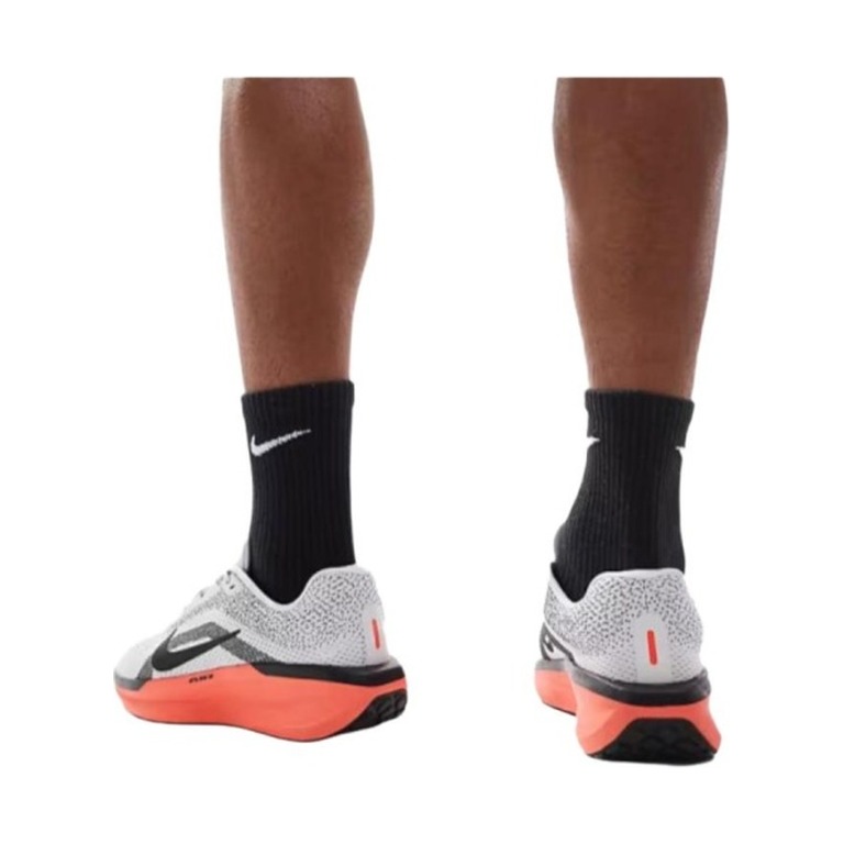 Nike Winflo 11 'White / Wolf Grey / Metallic Gold' Мужские