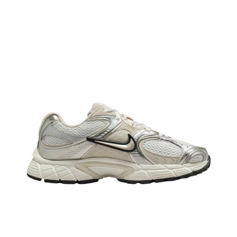Nike V5 RNR 'Summit White Sail Black Light Orewood Brown' Женские