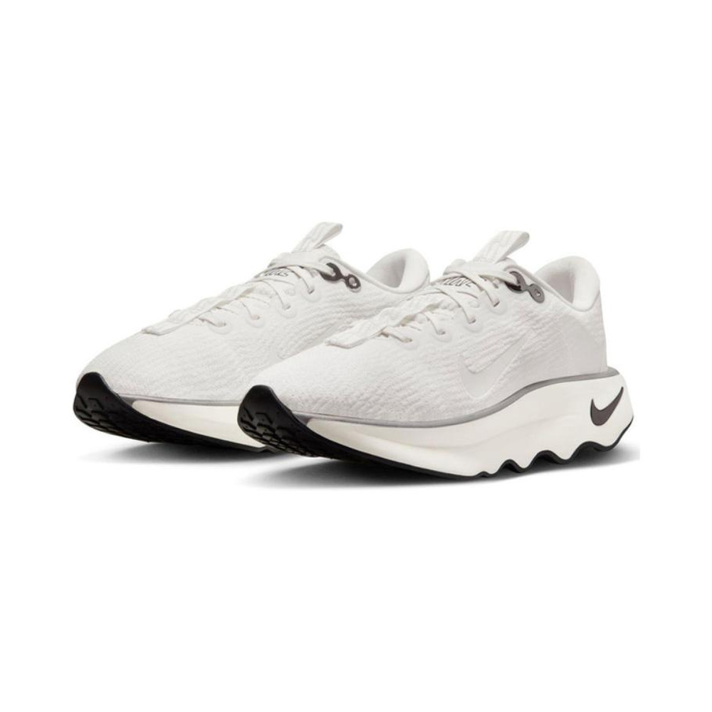 Nike Motiva 'White / Pure Platinum' Женские