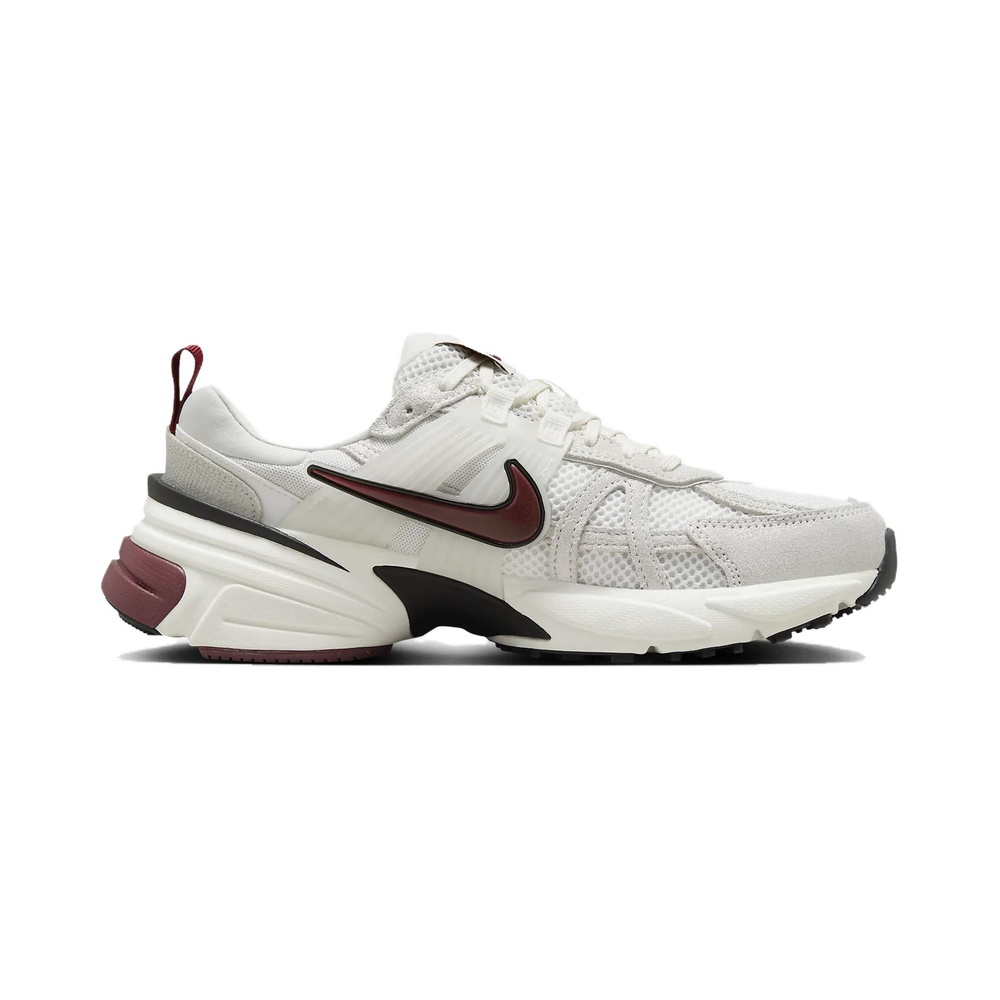 Nike V2k Run 'White / Black / Team Red' Женские