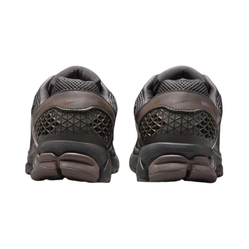 Nike Zoom Vomero 5 'Medium Olive / Alabaster / Gum Dark Brown / Cacao Wow' Мужские