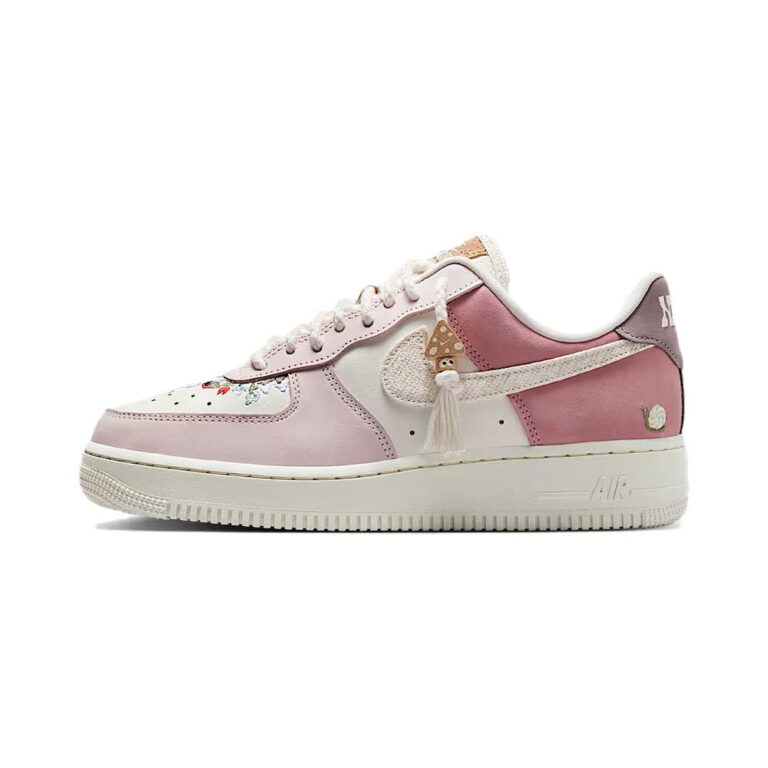 Nike Air Force 1 'White Blue Tint Pure Platinum Chrome' Женские