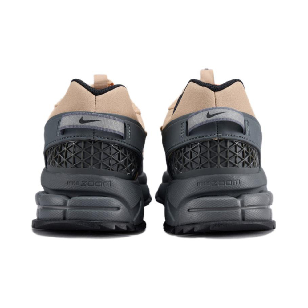Nike Zoom Vomero Roam 'Light British Tan / Black / White' Мужские