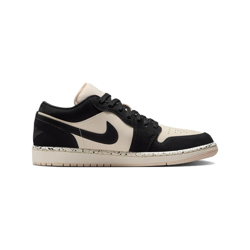 Air Jordan 1 'White / Pure Platinum / Black' Женские
