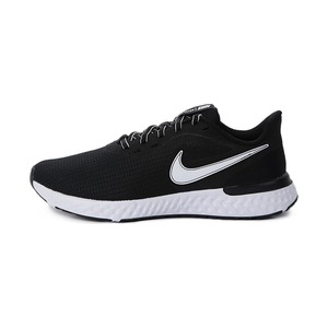 Nike Revolution 5
