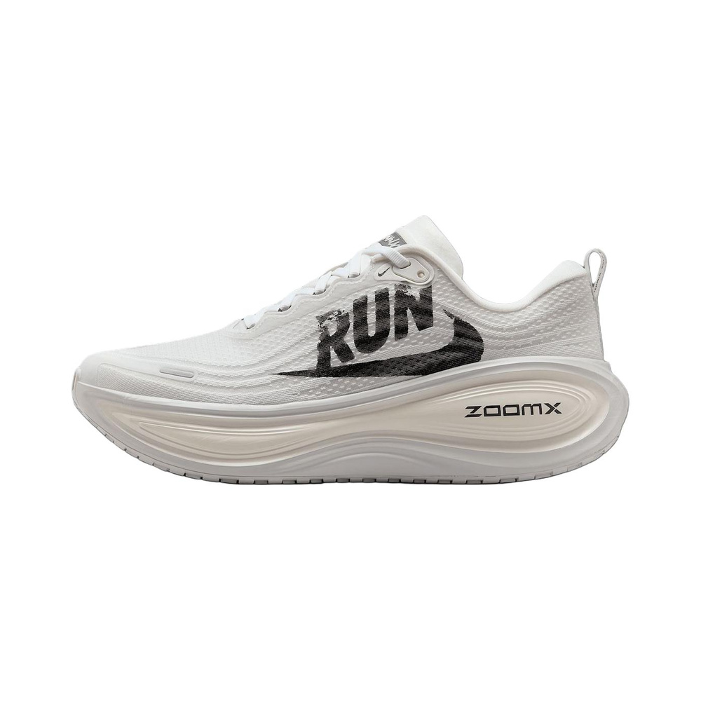 Summit White / Vast Grey / Sail / Black
