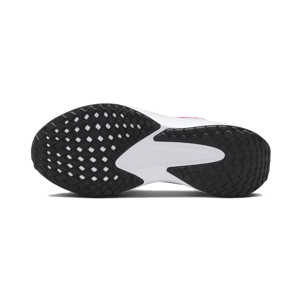 Nike Quest 6 'Black / White / Metallic Silver / Black' Женские