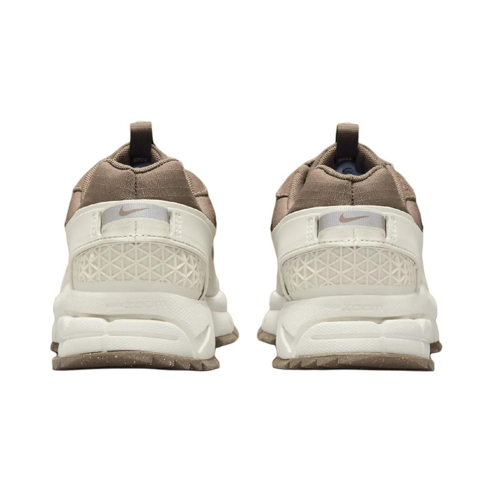 Nike Zoom Vomero Roam 'Light Bone Mink Brown' Женские