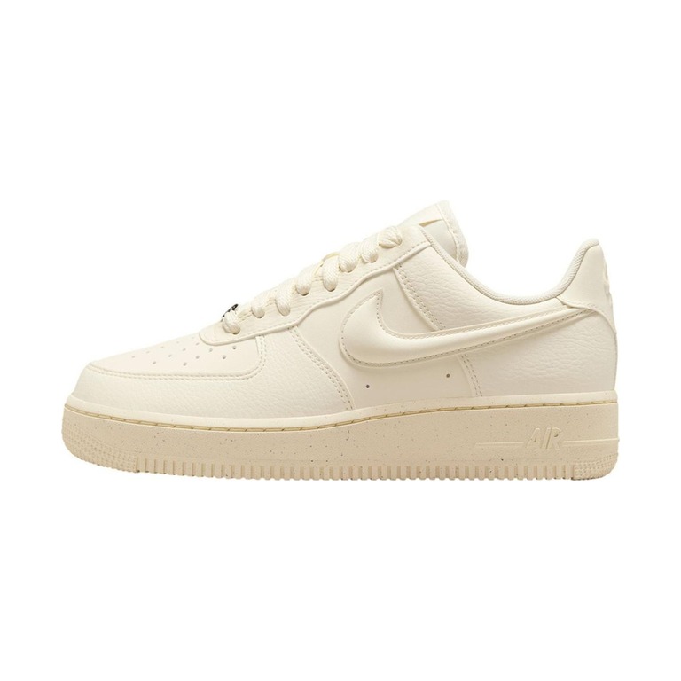 Nike Air Force 1 Low 'Coconut Milk' Женские