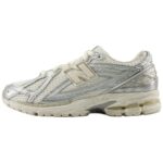 Sea Salt Moonbeam Silver