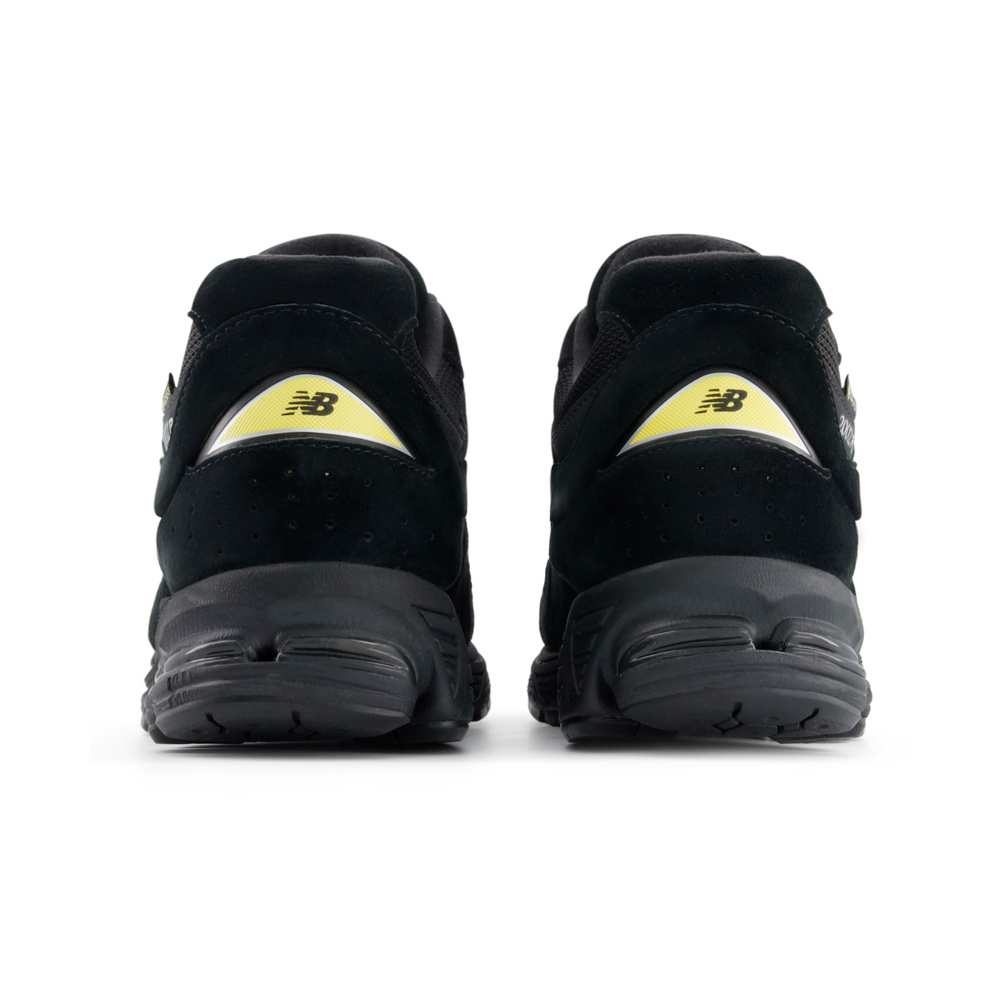 New Balance 2002R 'Gore Tex Black Yellow' Мужские