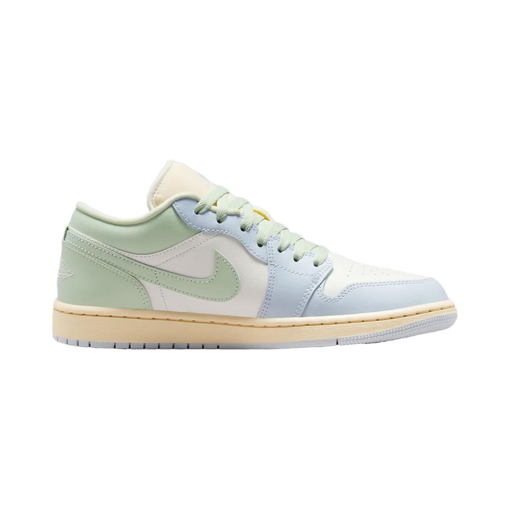 Air Jordan 1 'Sail / Aura / Muslin / Jade Aura' Женские