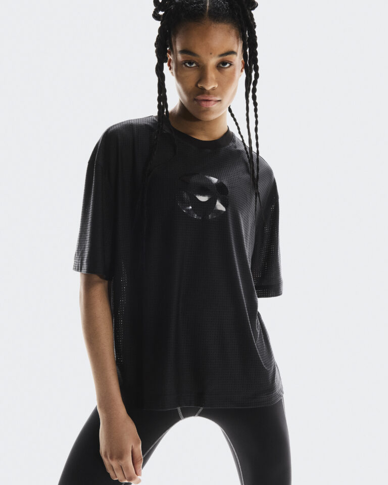 Футболка On Cut-Out T FKA «Black» Унисекс