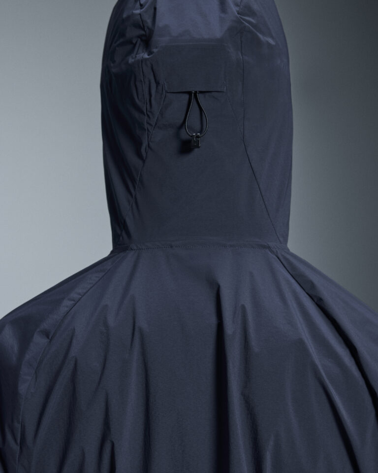 Куртка On Core Jacket «Midnight» Женская