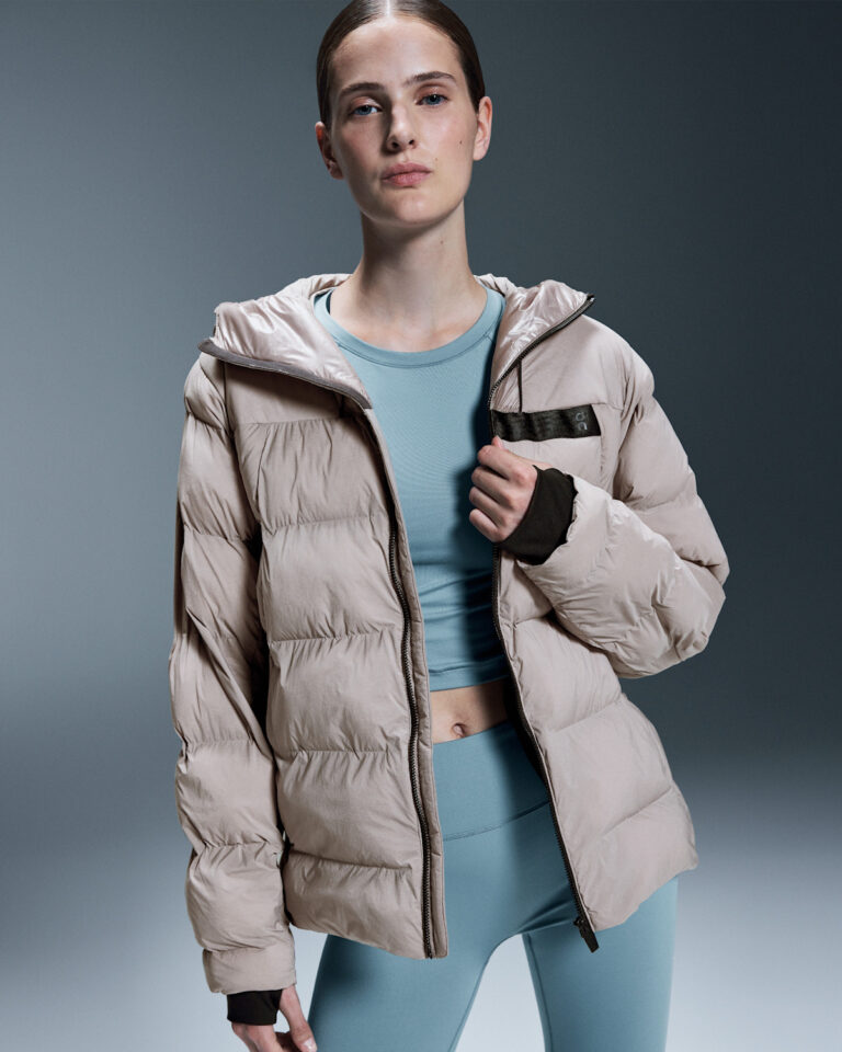 Куртка On Challenger Jacket «Zinc» Женская