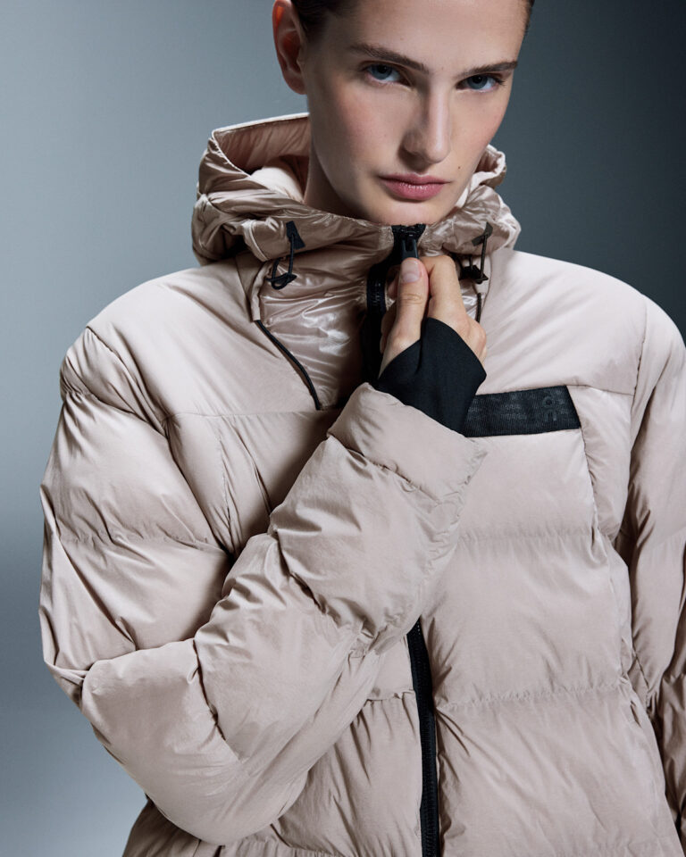 Куртка On Challenger Jacket «Zinc» Женская