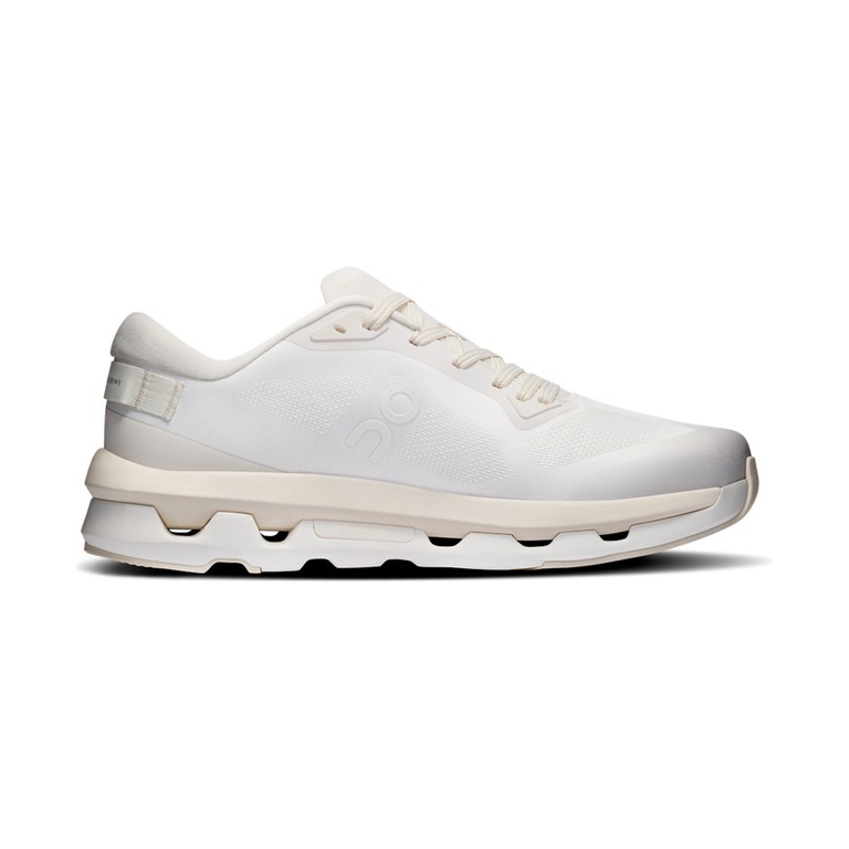On Cloudzone 'Ivory Dew' Женские