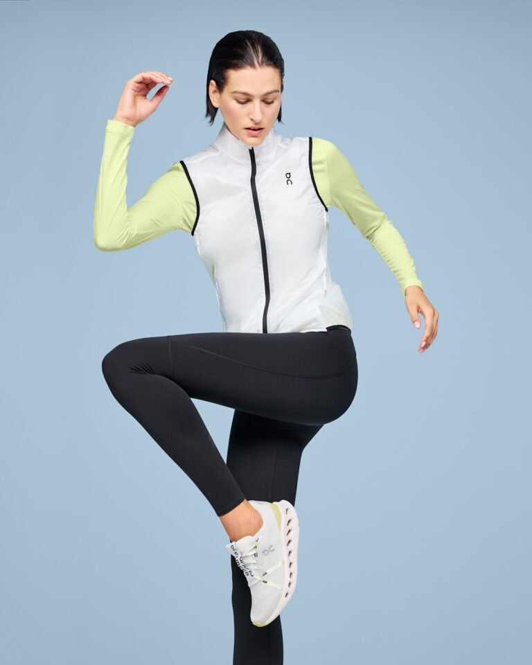 Жилет On Weather Vest «White Black» Женская