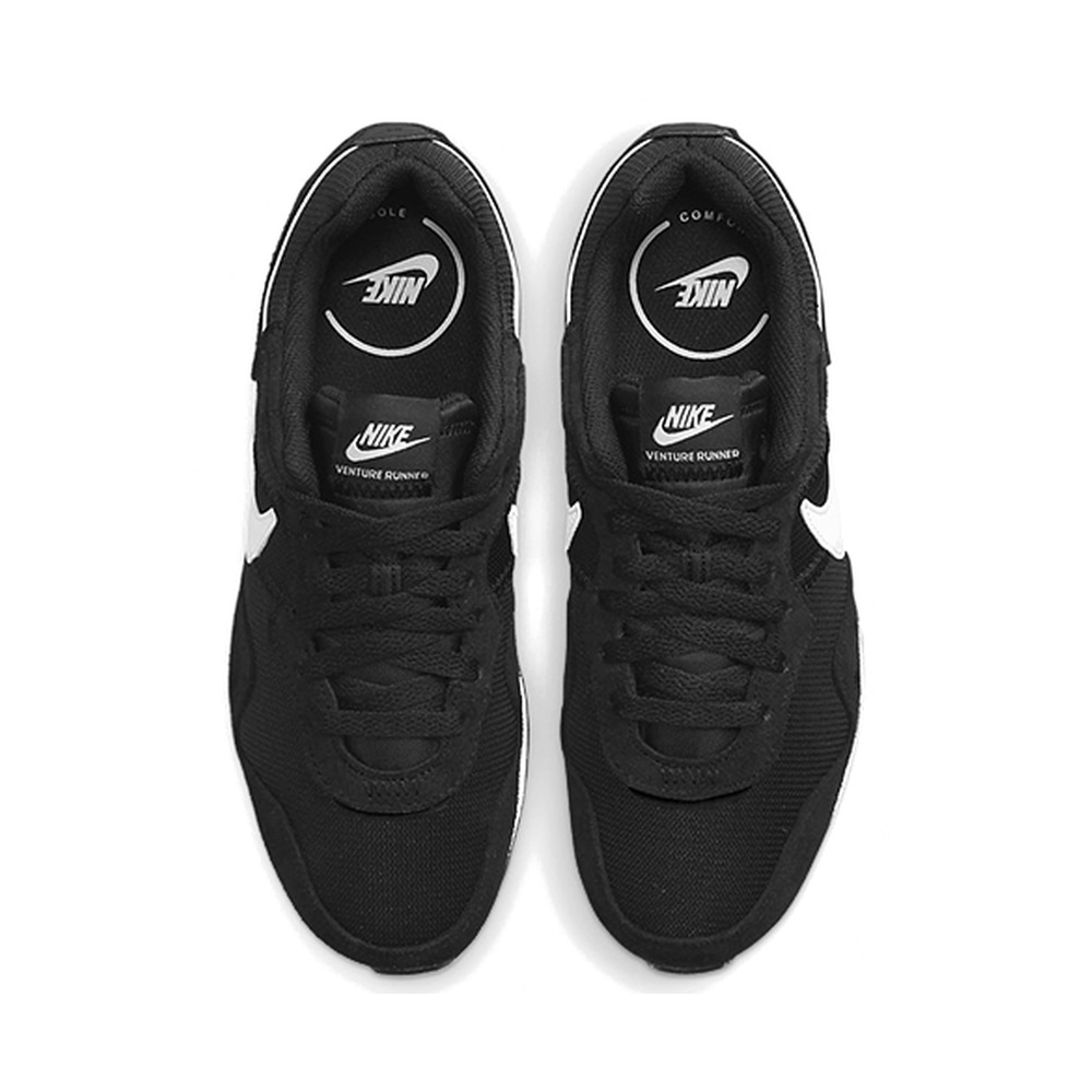Nike Venture Runner 'Light Smoke Grey / Photon Dust / Hyper Crimson / Chrome' Женские