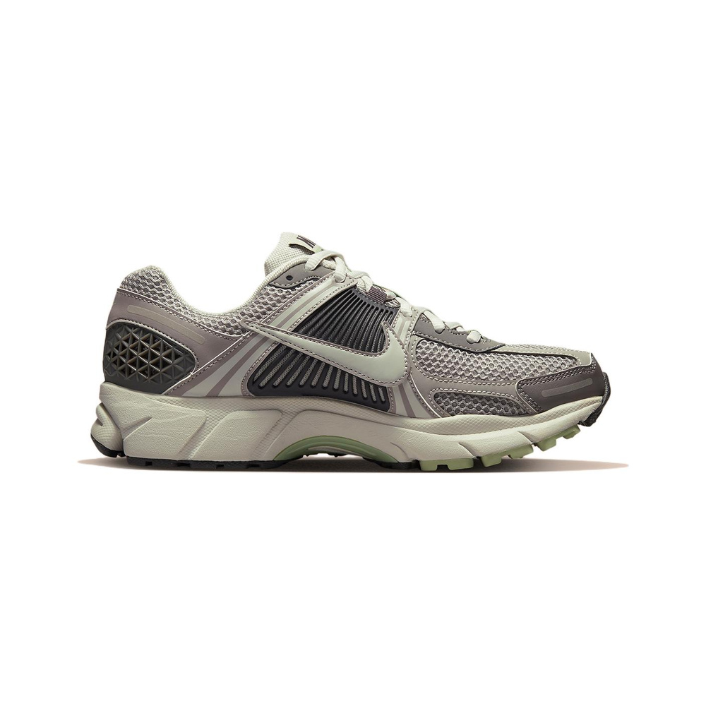 Nike Zoom Vomero 5 'Black / Summit White / Sail / Cool Grey' Женские