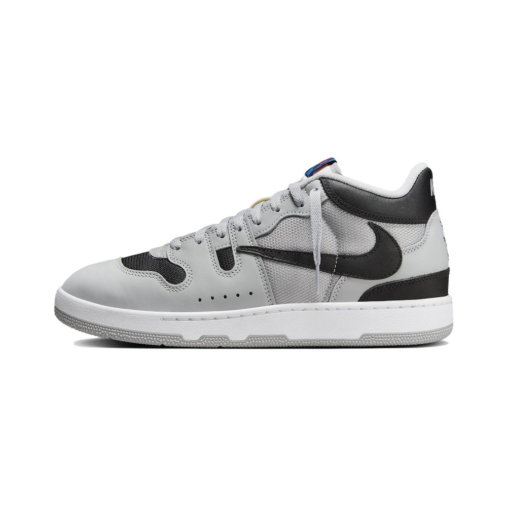 White / Metallic Silver