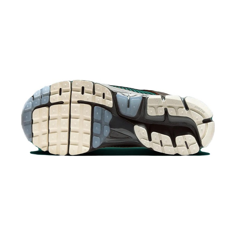 Nike Zoom Vomero 5 'Black / White / Gum Medium Brown / White' Мужские
