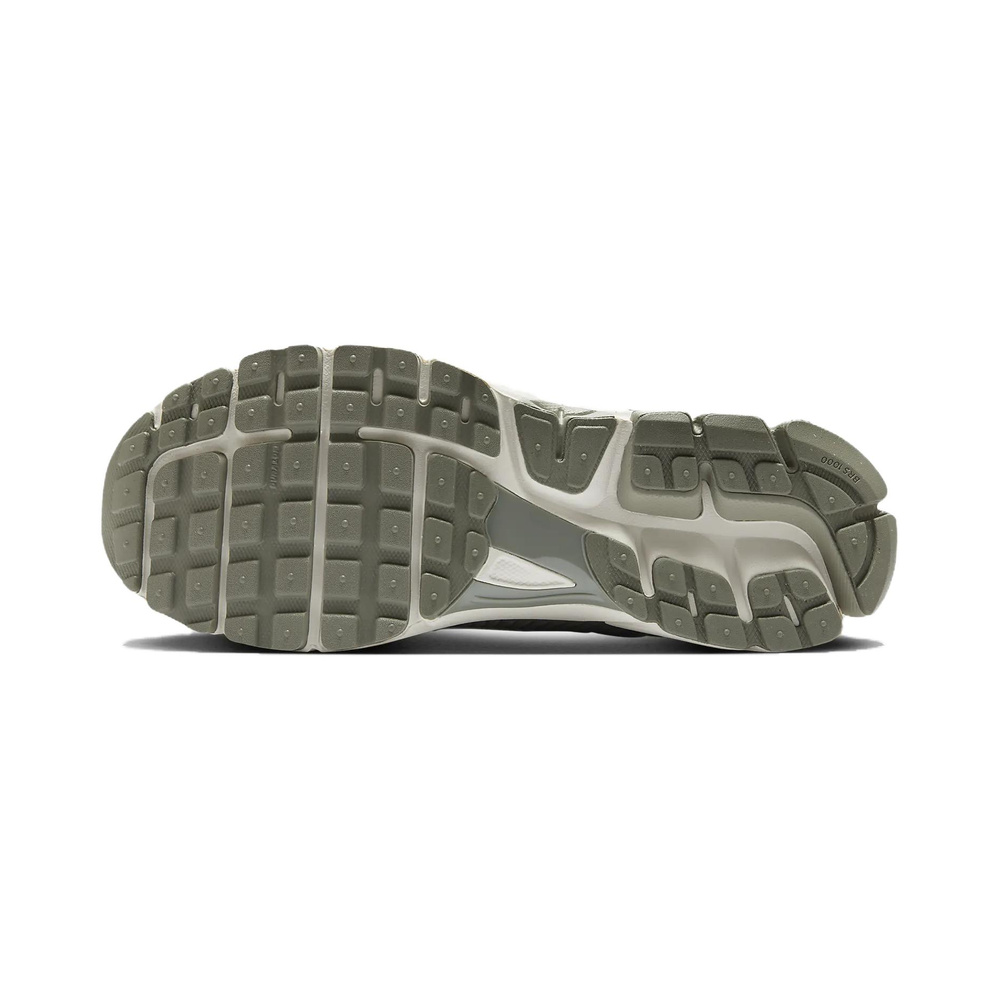 Nike Zoom Vomero 5 'White / Vast Grey / Anthracite / Metallic Silver' Мужские