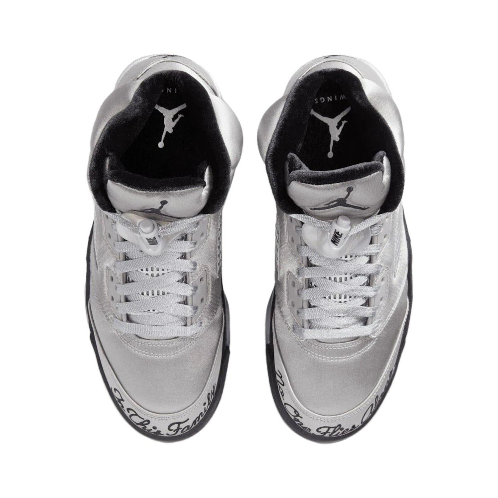 Air Jordan 5 'Light Smoke Grey / Photon Dust / Hyper Crimson / Chrome' Женские