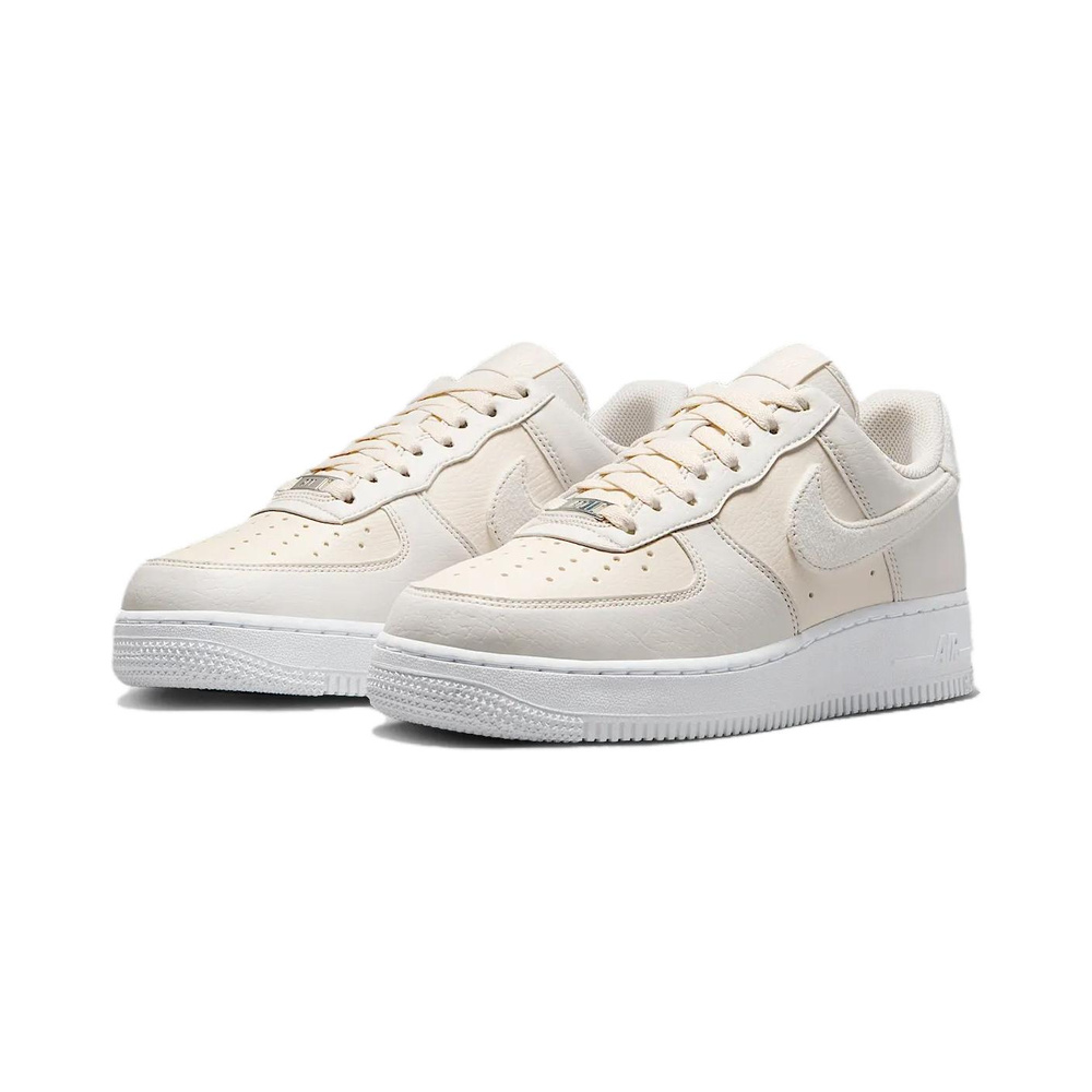 Nike Air Force 1 'Light Smoke Grey / Photon Dust / Hyper Crimson / Chrome' Женские